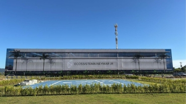 Neymar-pai-visita-local-de-megaempreendimento-em-SC-1